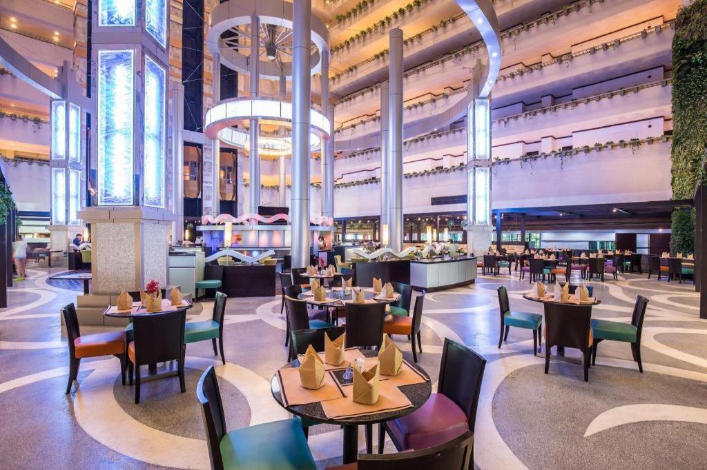 Hotel Ambassador City Jomtien Pattaya - Ocean Wing Na Chom Thian Exterior foto